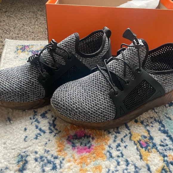 NEW - The Invincible Shoe - Athletic Work Shoe - Size 8 - Picture 8 of 12